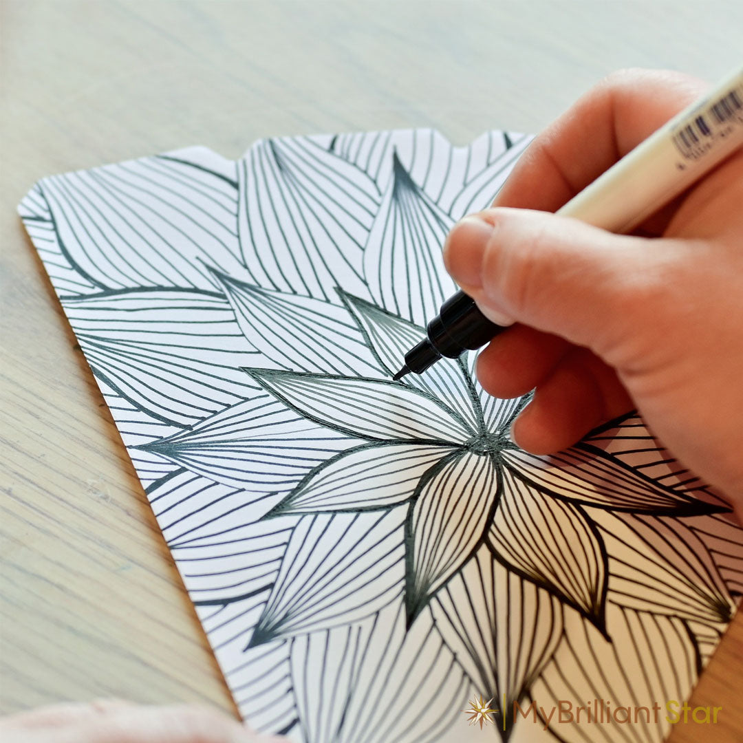 Original Herrnhut paper star, "NATURE Edition Graphic Dahlia", ~ 60 cm / 24 inch ø