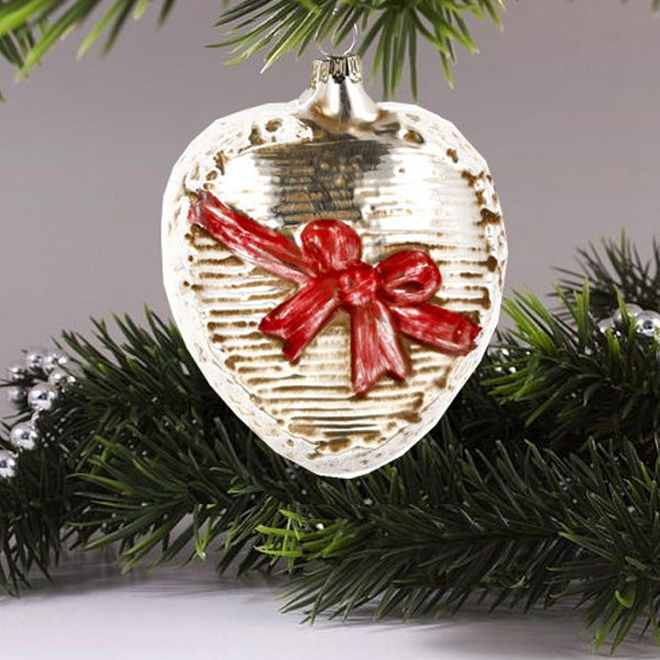 MAROLIN® - Glass ornament "Big heart with red bow" on christmas tree
