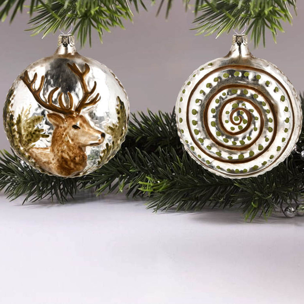 MAROLIN® - Glass ornament &quot;Stag&quot; from front and back