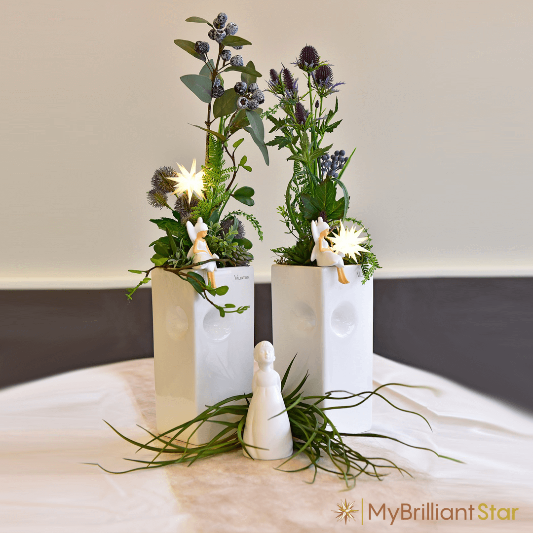 White flower vases with the Original Herrnhut plastic MINISTAR, white, ~ 8 cm / 3 inch ø - LED bulb