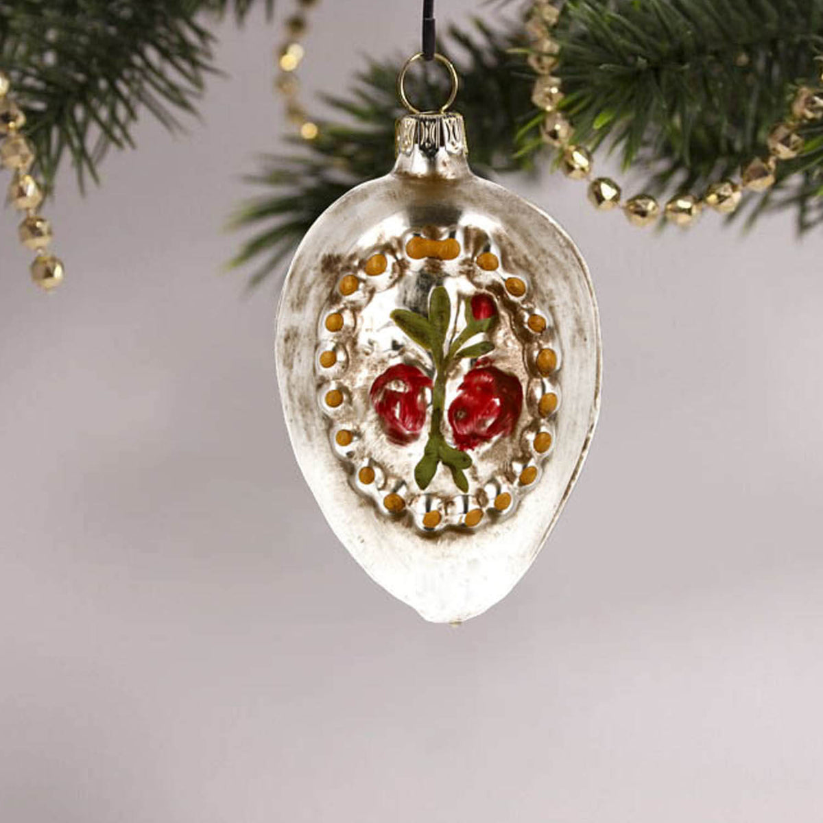 MAROLIN® - Glass ornament &quot;Cross with roses&quot; from back in Christmas tree