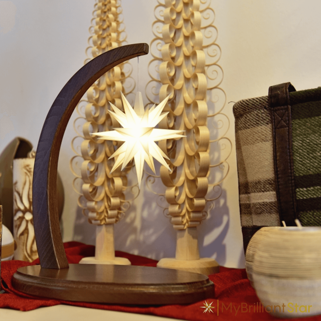 Starbow walnut stained - A1e plastic star ~ 13 cm / 5 inch ø - WHITE